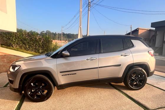JEEP COMPASS 2.0 16V FLEX LONGITUDE AUTOMÁTICO JEEP COMPASS 2.0 16V FLEX LONGITUDE AUTOMÁTICO